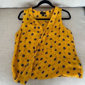 Yellow and blue print worthington petite blouse